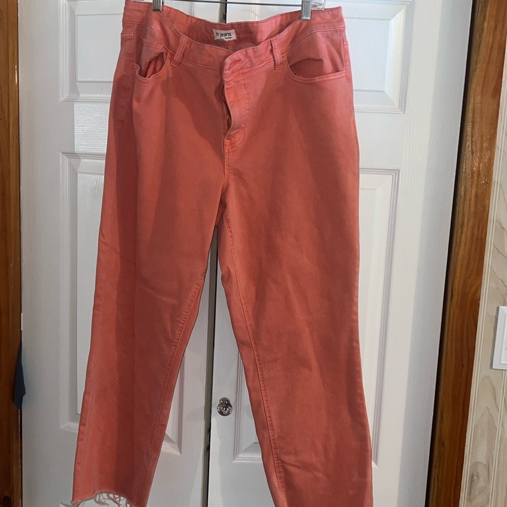 NWOT Pink Mid Rise M Jeans by Maurices